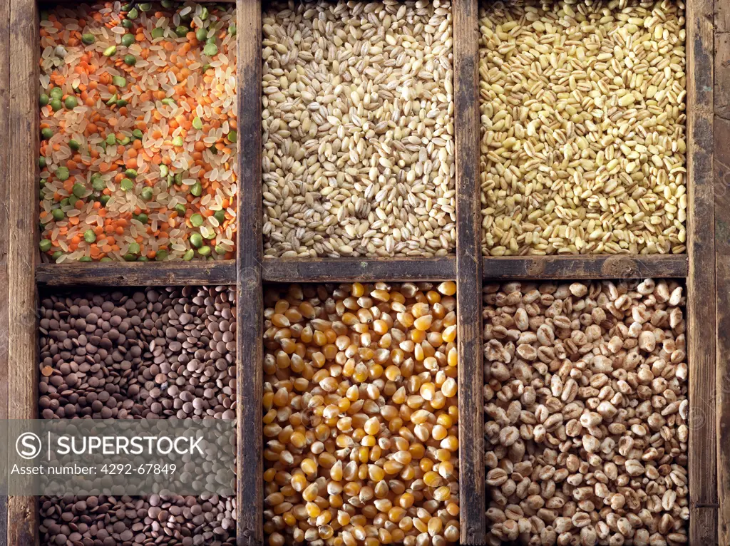 Assorted legumes and cereals