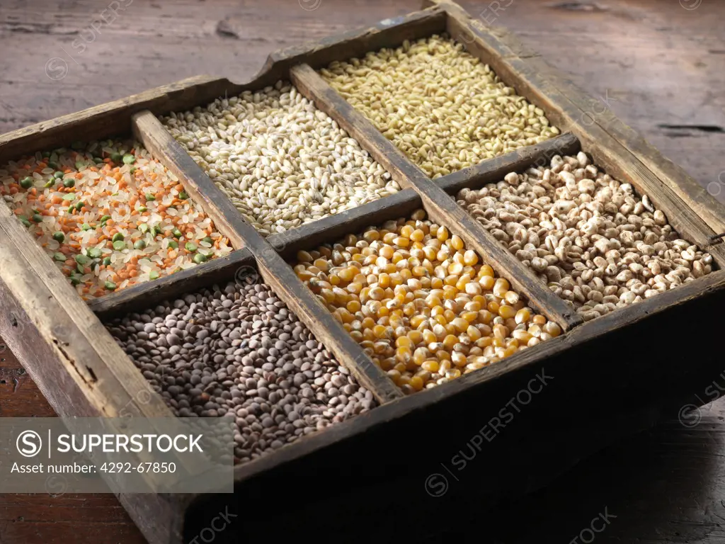 Assorted legumes and cereals
