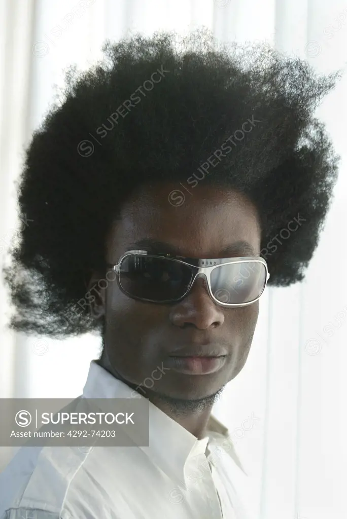 Afro-american man with sunglasses