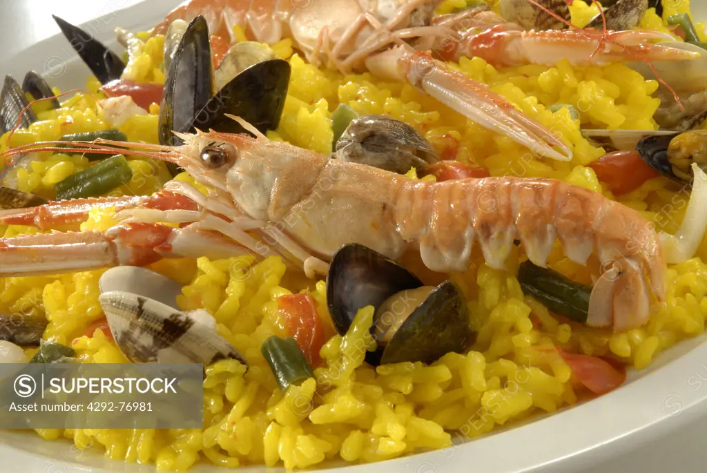 Rice with saffron and seafood