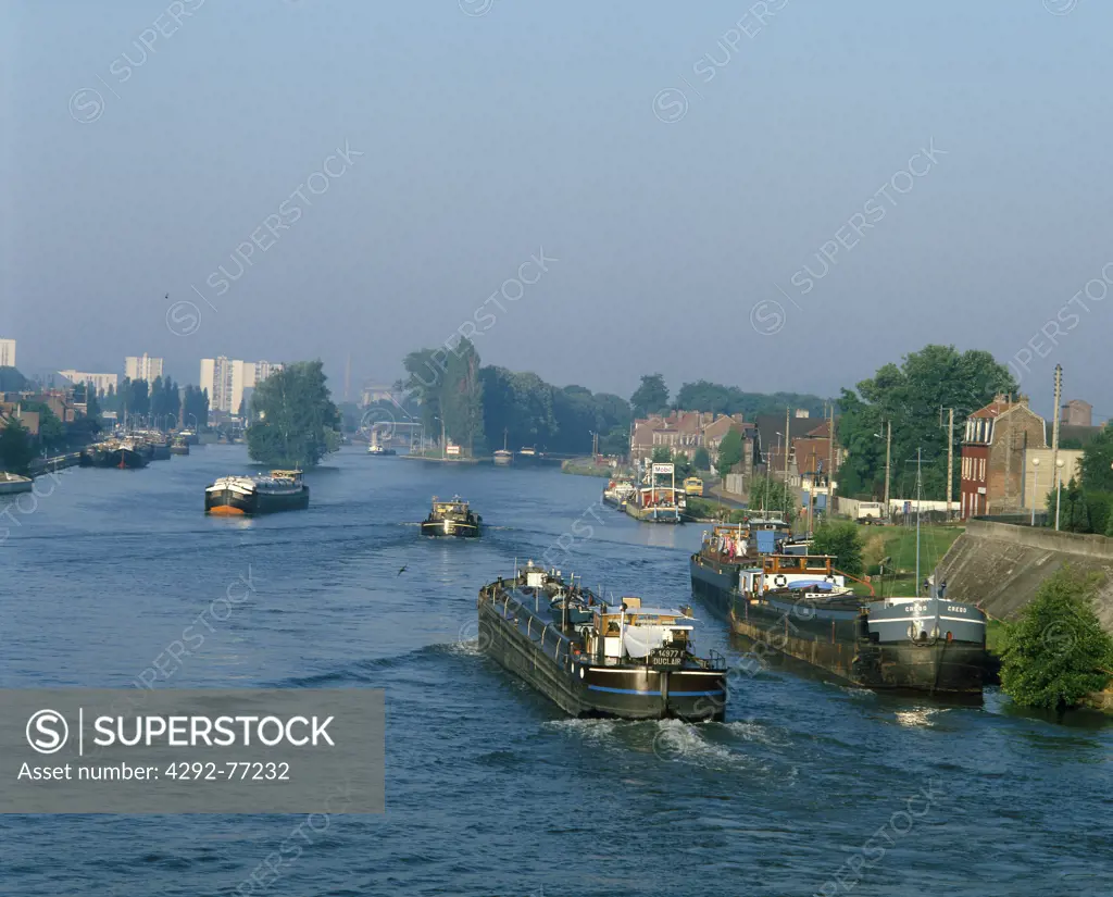 France, Picardy, Oise River,