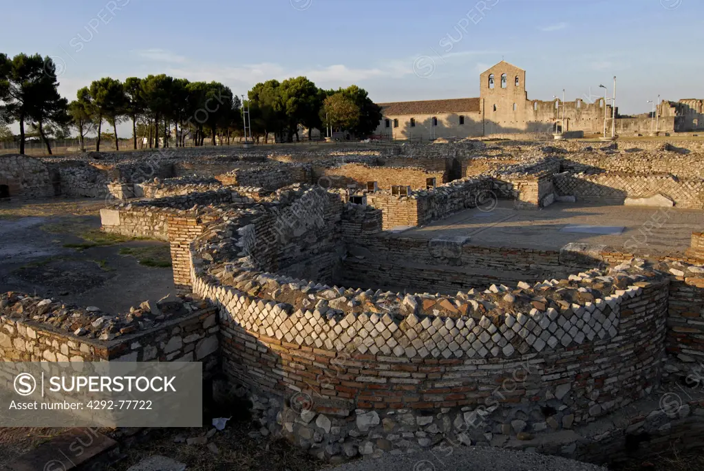Italy,Basilicata,Venosa,roman end paleochristian ruins
