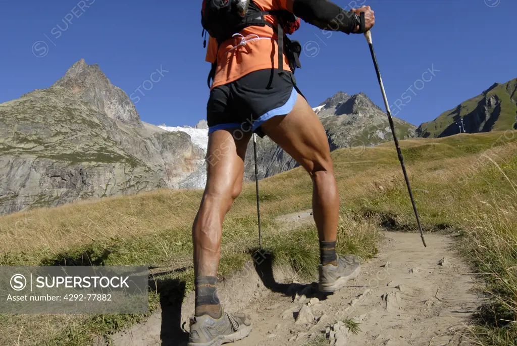 The North Face Ultra-Trail du Mont-Blanc marathon 2008, taking place across Italy, France, Switzerland