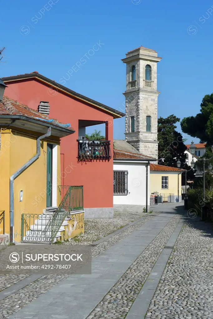 Italy, Liguria, Sarzana, Misericordia church and Firmafede castle