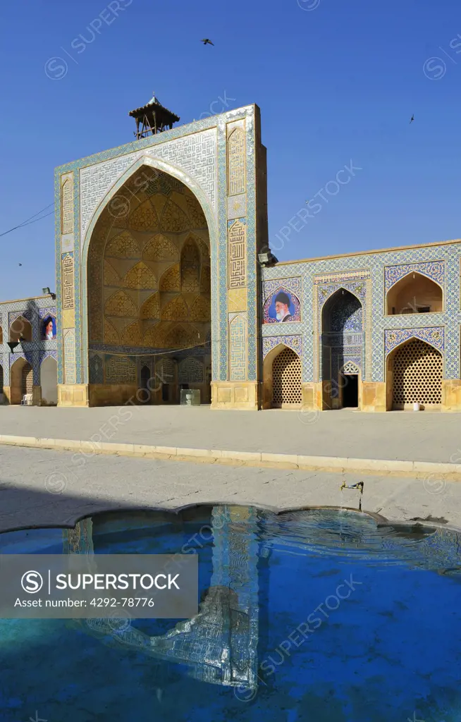 Iran, Isfahan, Jameh Mosque, Courtyard, Fountain