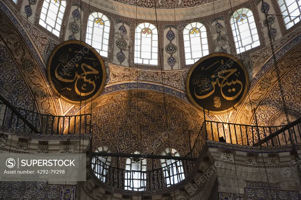 Turkey, Istanbul, interiors of the New Mosque (Yeni Cami)