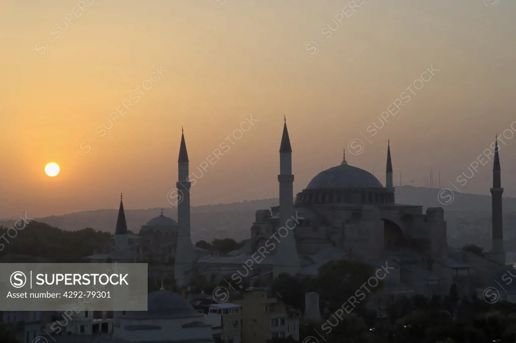 Turkey, Istanbul, Agia Sofia at dusk