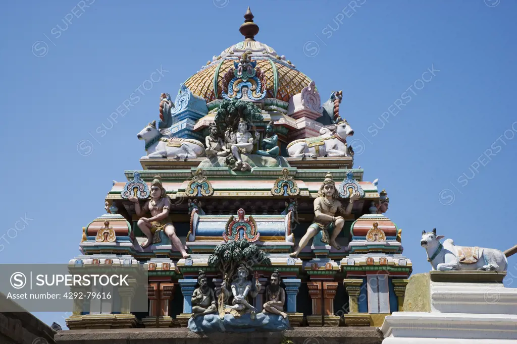 India, Tamil Nadu, Chennai ex Madras, Mylapore districtit, the Kapaleshvara Temple devoted to Shiva