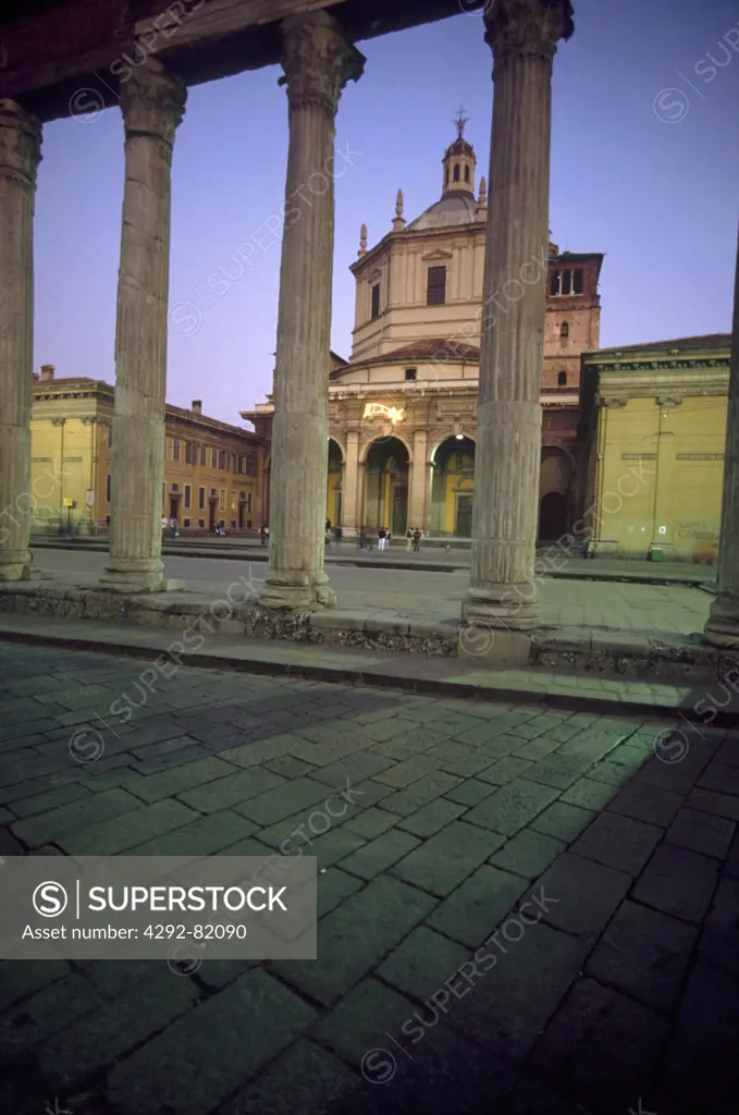 Italy, Lombardy Milan, Basilica di San Lorenzo Maggiore and roman column