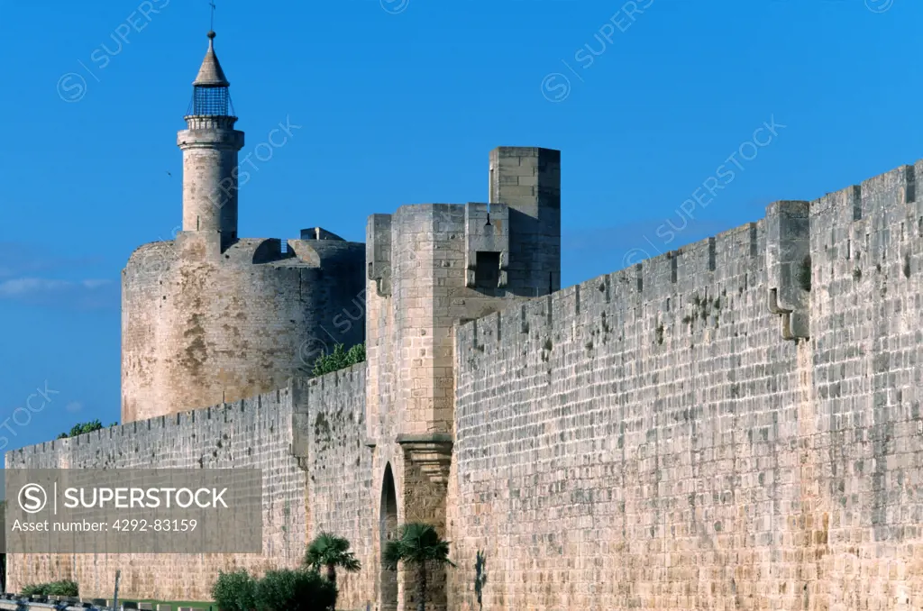 France, Camargue, Aigues Mortes, city walls