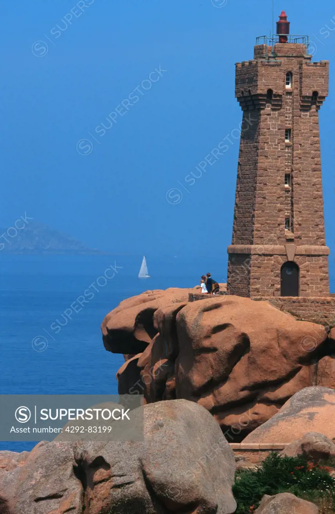 France, Brittany, Pink Coast in Finistere and Ploumanach lighthouse