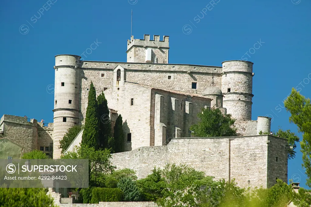 France, Provence, Vaucluse, Le Barroux Castle