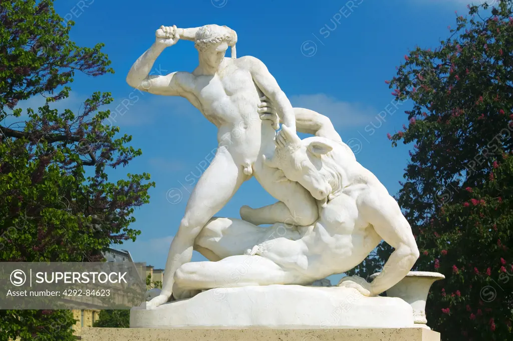 France, Paris, Gardens of Paris (Jardin Des Tuileries) statue of Theseus and the Minotaur