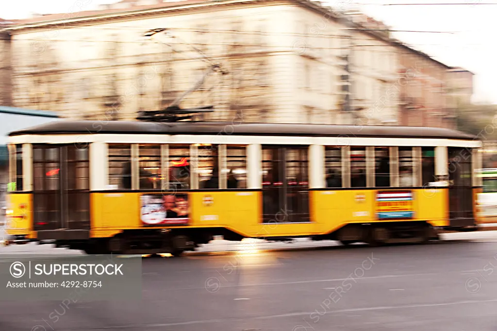 Italy, Lombardy, Milan, tram in Piazza Cadorna