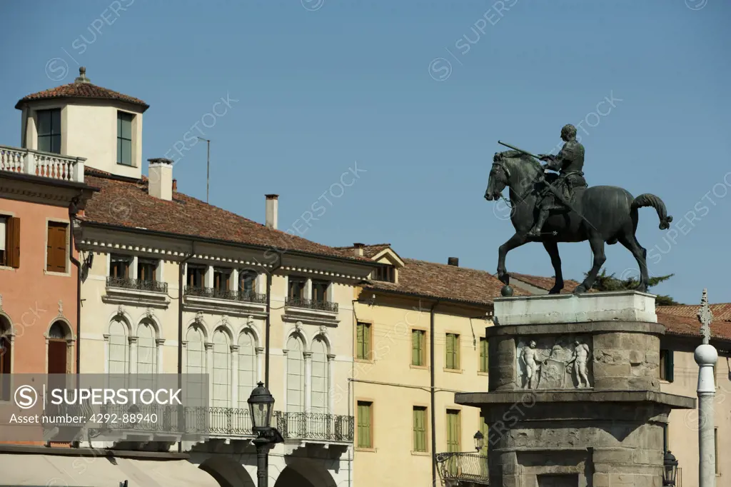 Italy, Veneto, Padua, Gattamelata statue