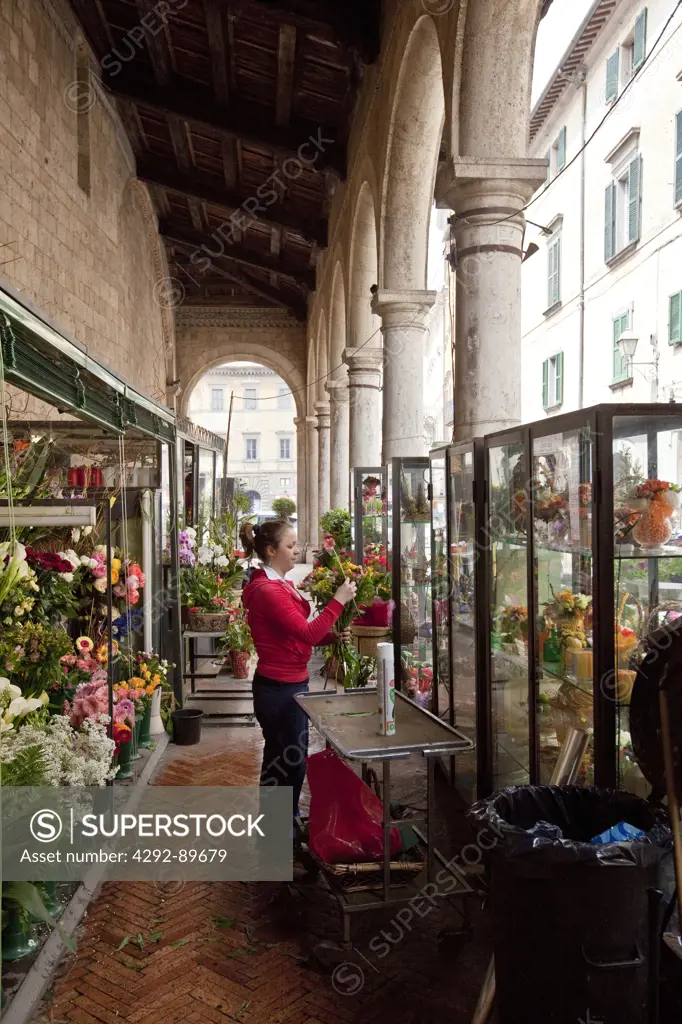 Italy, Umbria, Orvieto, flower shop