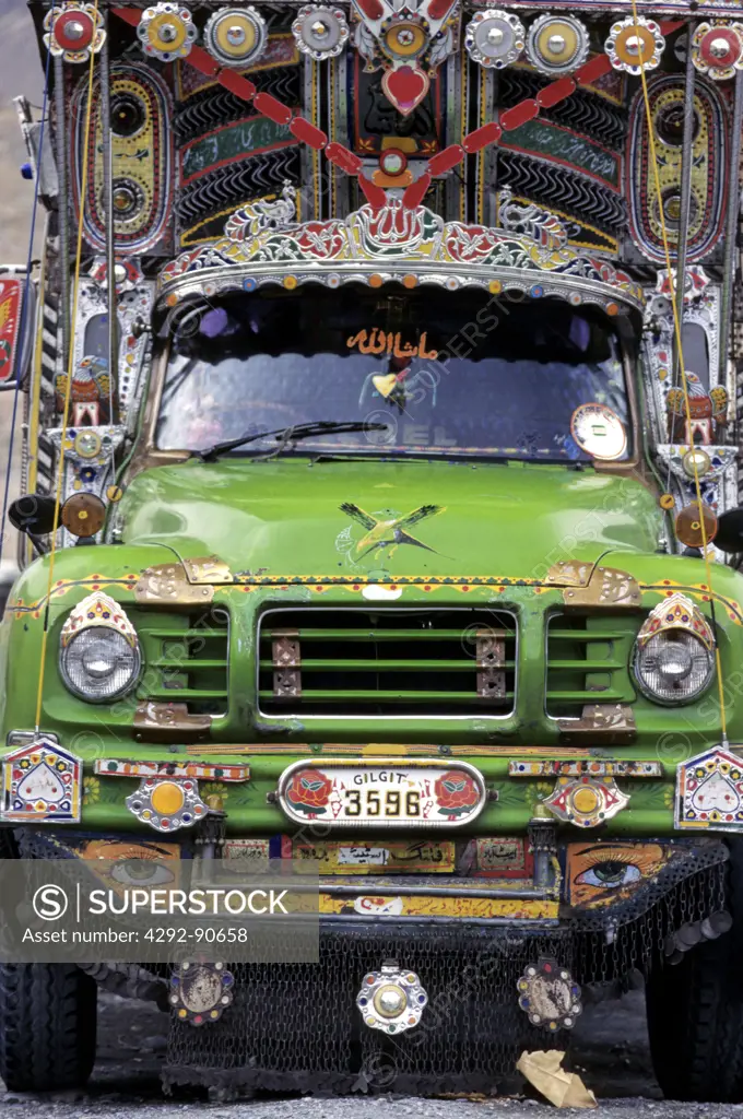 Pakistan, colorfully decorated truck