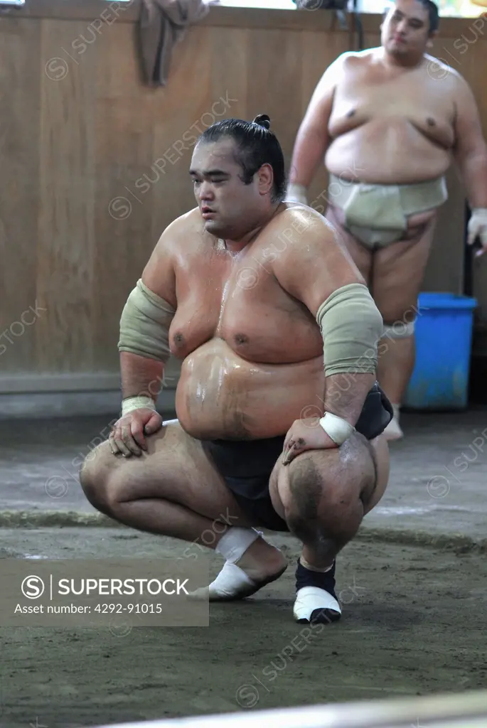 Japan, Tokyo, Sumo wrestler training early morning