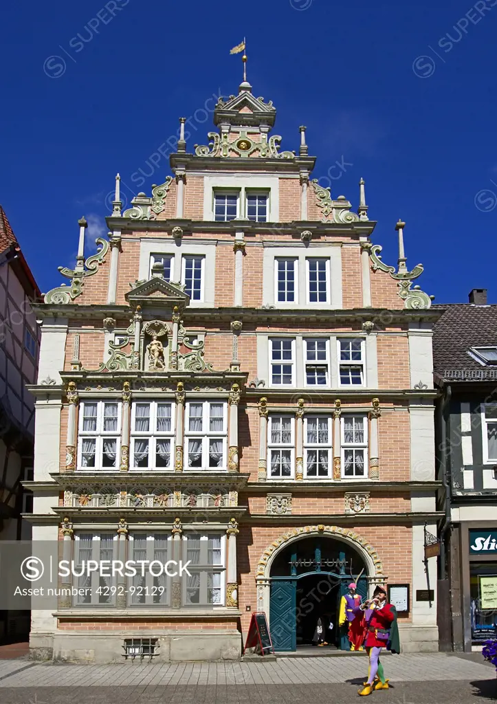 Germany, Lower Saxony, Hameln, town center building facade in flute player street