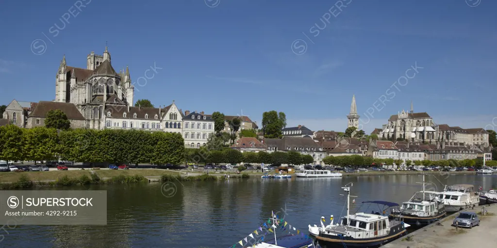 France, Burgundy, Auxerre