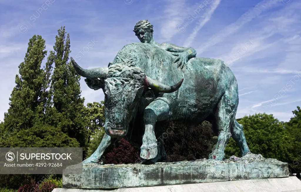 Belgium, Liege, Li Tore (The Lion Bull) Sculpture, by leon Mignon