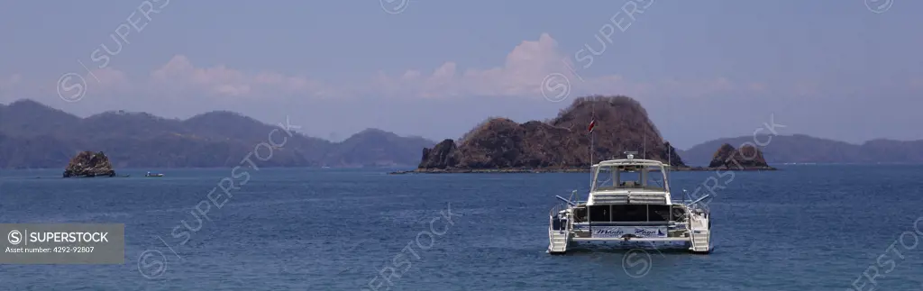 Costa Rica, Puntarenas Province, near Cobano, Pacific coast, Boat