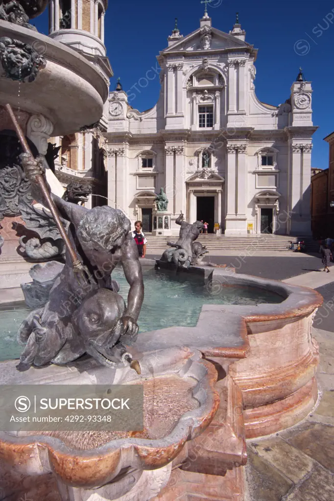 Italy, Marche, Loreto, Madonna square.Fountain