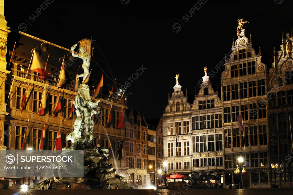 Belgium, Flanders, Antwerp, Grote Markt, Brabo Fountain at Night