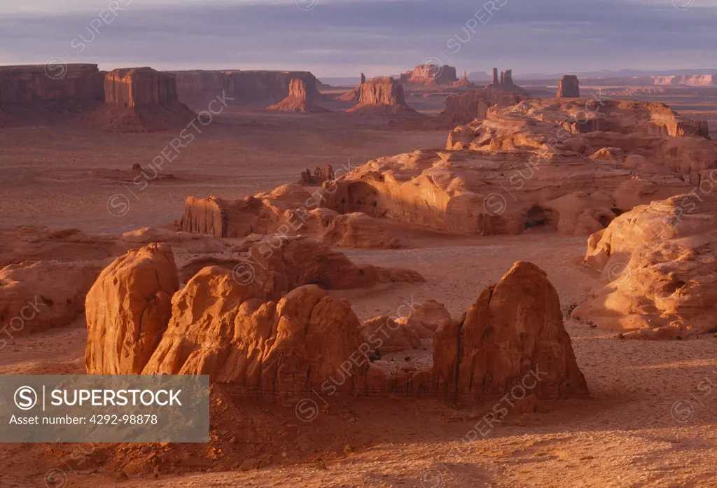USA, Arizona, Monument Valley, Navajo Tribal Park, landscape formations