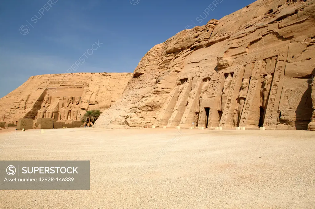 Egypt - Abu Simbel, View of the two temples - In the foreground, the Temple of Nefertari dedicated to Hathor, and in the background the Temple of Ramesses II