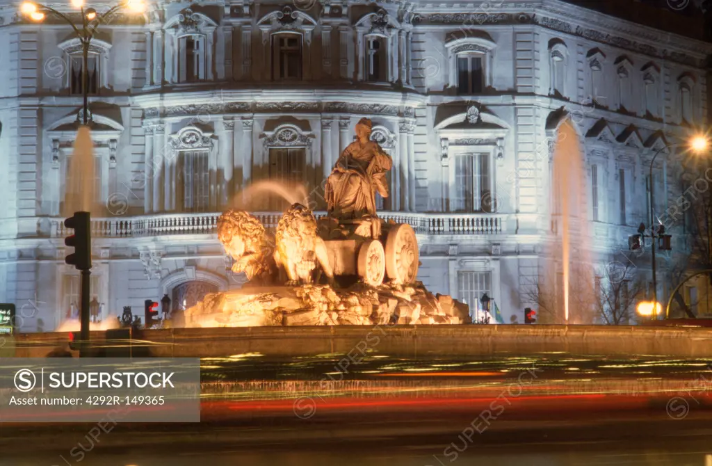 Spain, Madrid, Cibeles fountain at night