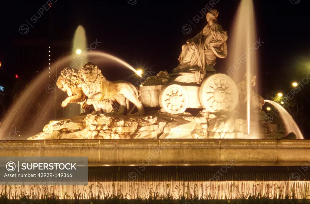 Spain, Madrid, Cibeles fountain at night