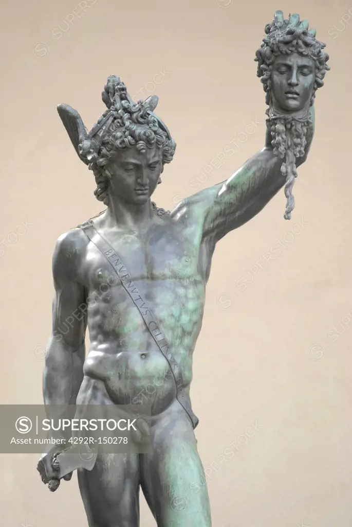 Italy, Tuscany, Florence, Piazza della Signoria, Loggia dei Lanzi. Cellini Bronze statue of Perseus