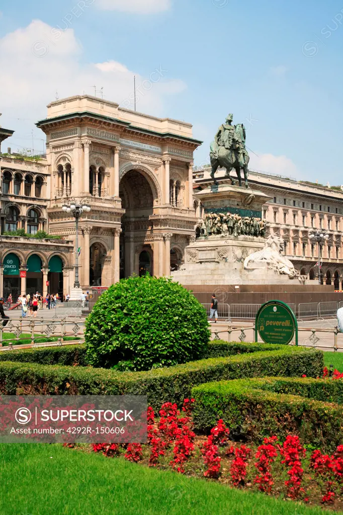 Italy, Lombardy, Milan, Bronze statue of King Vittorio Emanuele II in Piazza Duomo