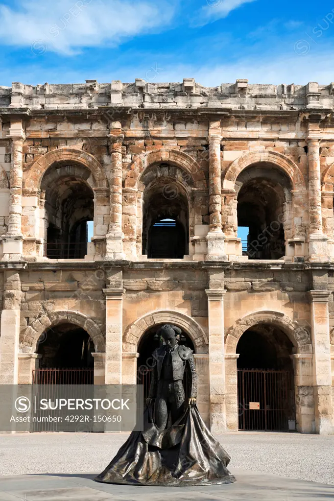 France, Languedoc Roussillon, Nimes, the Arena, Statue Torero