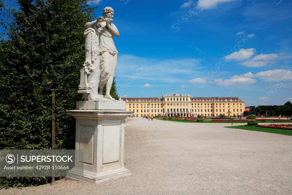Austria, Vienna, Schonbrunn Palace and statue