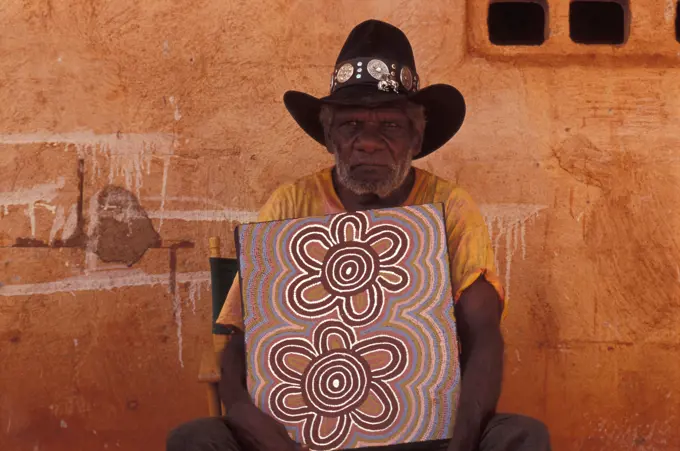 Australia: aboriginal artist