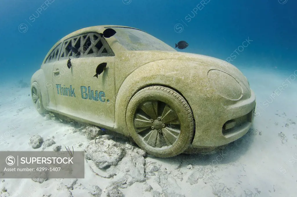 Mexico, Cancun, Car at bottom of sea in Cancun Underwater Museum in Caribbean Sea