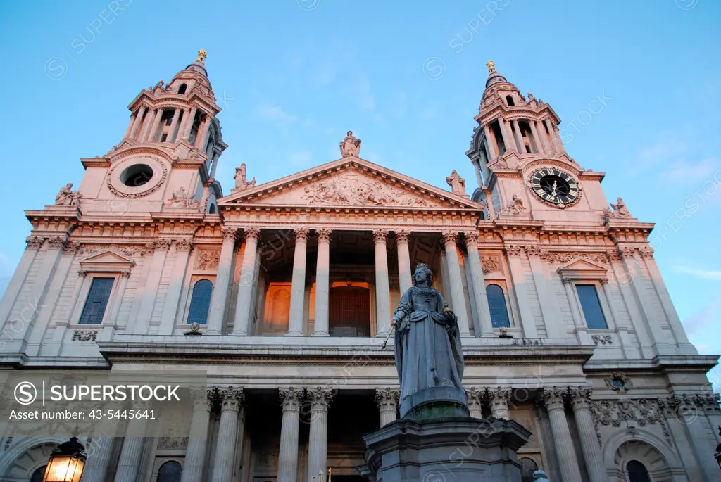 United Kingdom, London, St Paul's Cathedral, Low angle view