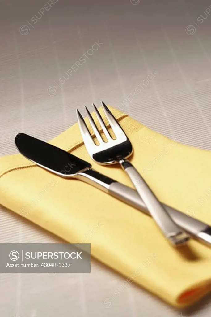 Fork & knife with napkin