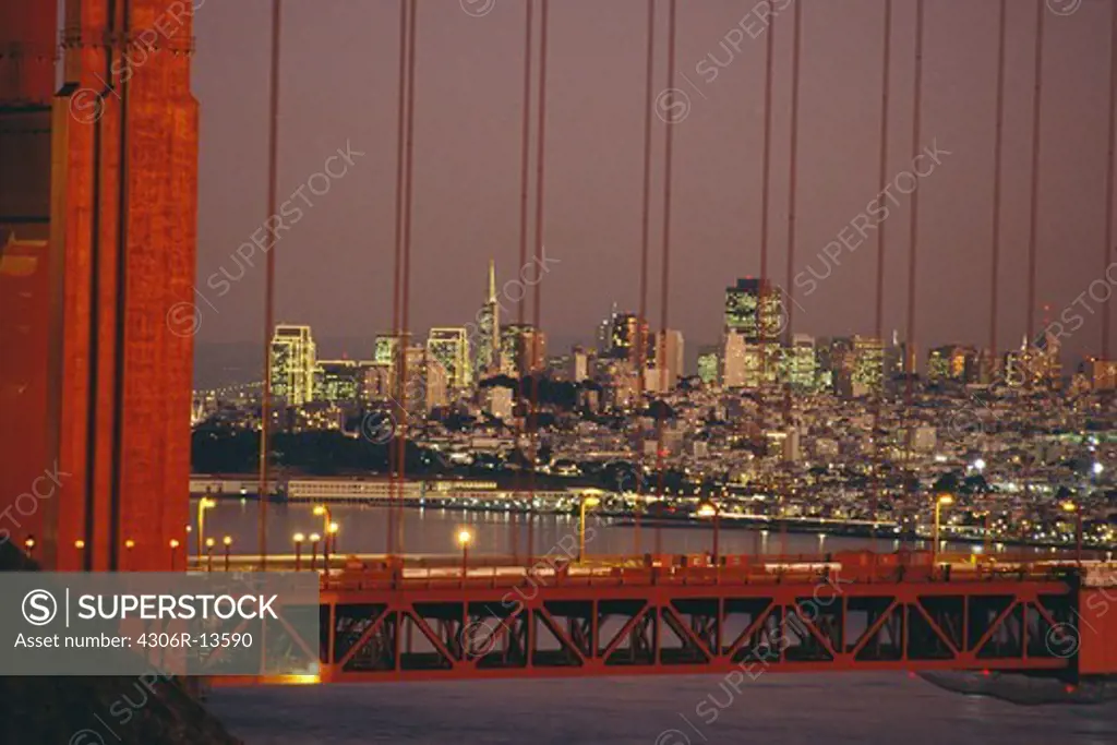 The Golden Gate Bridge, San Francisco, USA.
