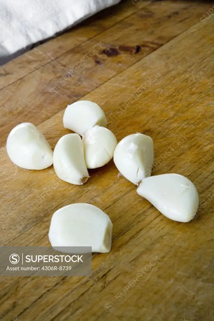 Pieces of garlic.