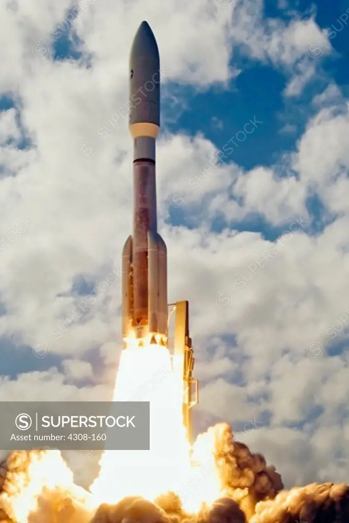 Liftoff of the New Horizons Atlas Rocket