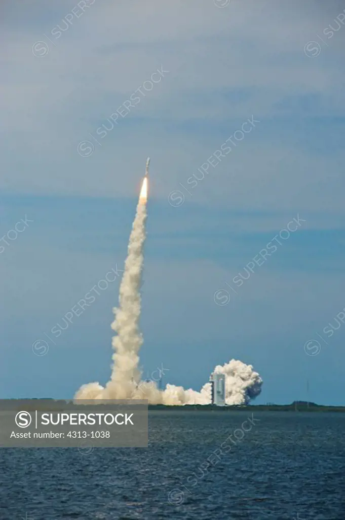 An Atlas V rocket launches from Cape Canaveral, Florida with the second Advanced Extremely High Frequency satellite AEHF-2. Liftoff from Pad 41 came at 2:42pm EDT May 4, 2012.