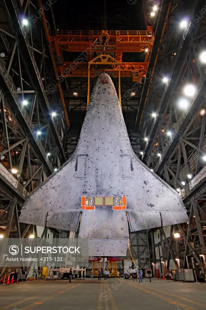 STS-131 Discovery Hangs Inside VAB