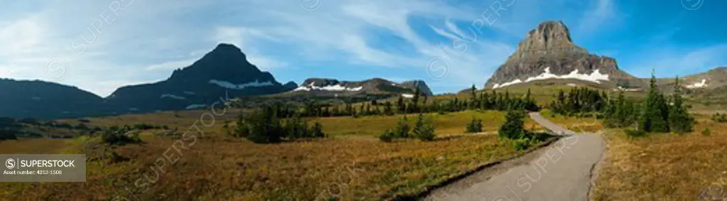 USA, Montana, Panorama showing trail near Reynolds Mountain at Logan Pass in Glacier National Park