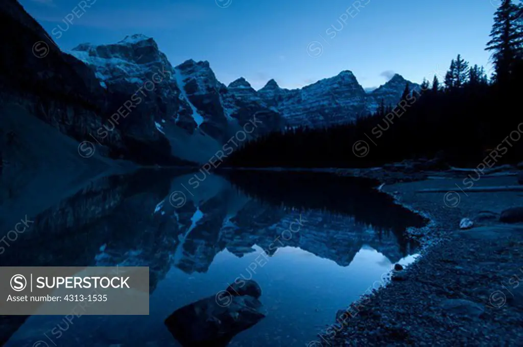 Canada, Canadian Rockies, Moraine Lake and valley of ten peaks near Banff in twilight