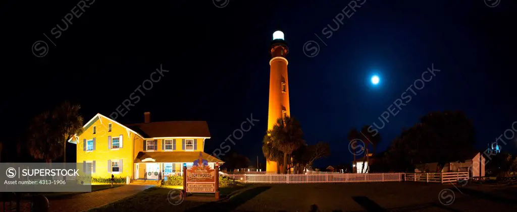 Ponce De Leon Inlet Lighthouse at night with a full moon, Ponce De Leon Inlet, Florida, USA