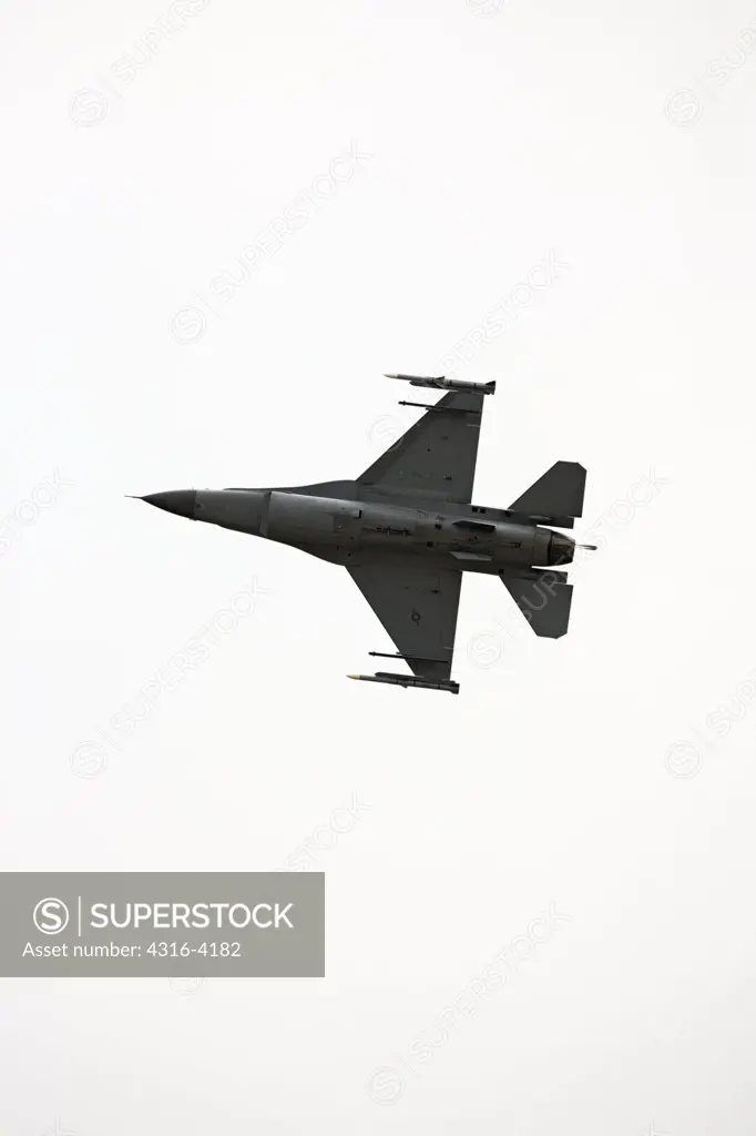 F-16 in Flight