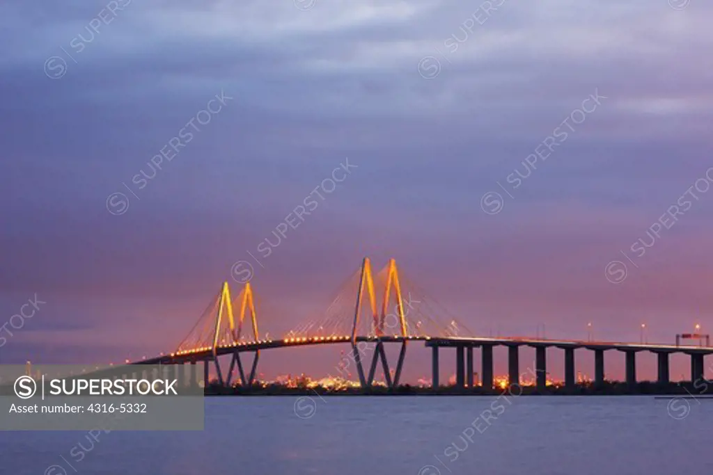 Night view of the cable-stayed bridge, Fred Hartman Bridge, Houston Ship Channel, Baytown, Texas, USA